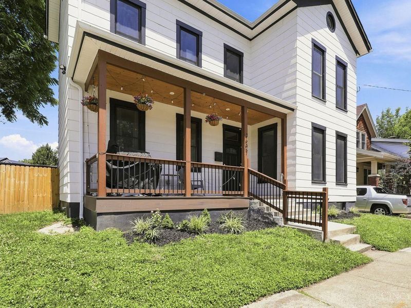 4607 Erie Avenue, Cincinnati, OH 45227 Photo 2