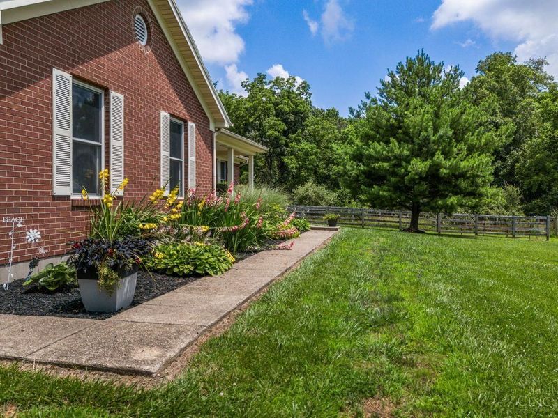 5019 Edwardsville Road, Harlan Twp, OH 45113 Photo 4