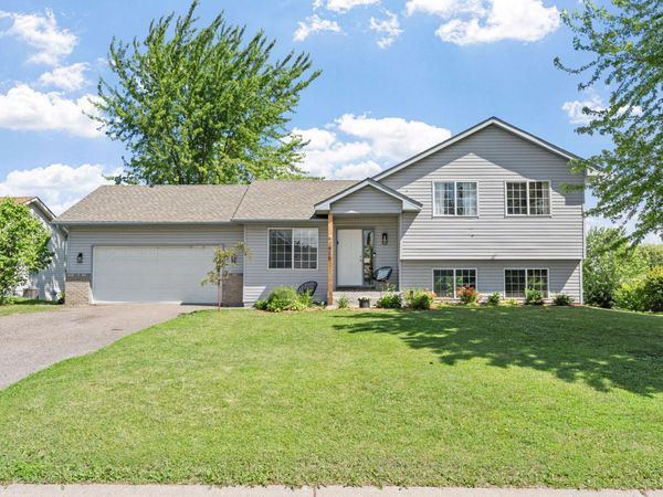 615 Buffalo Hills Street, Buffalo, MN 55313
