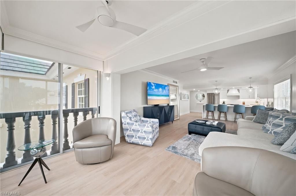 666 3rd St S, Unit 304, Naples, FL 34102 Photo