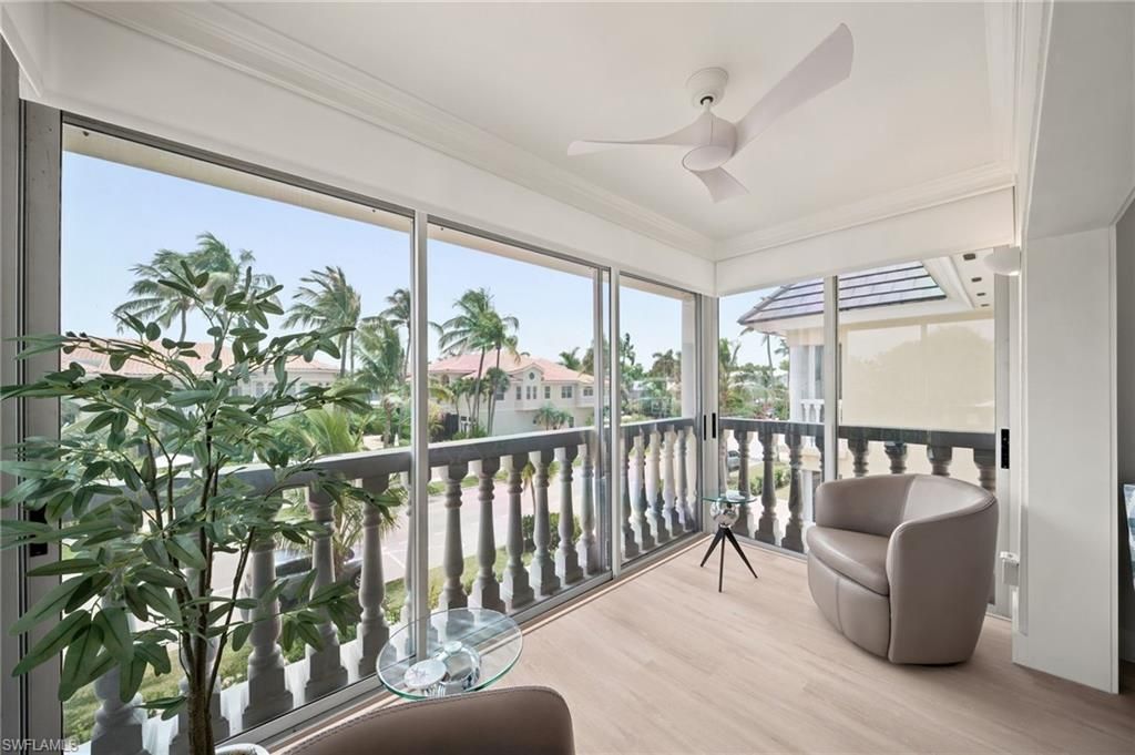 666 3rd St S, Unit 304, Naples, FL 34102 Photo