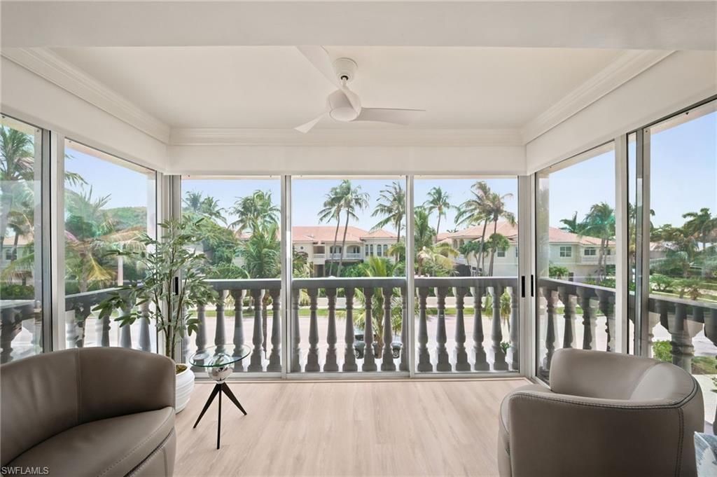 666 3rd St S, Unit 304, Naples, FL 34102 Photo