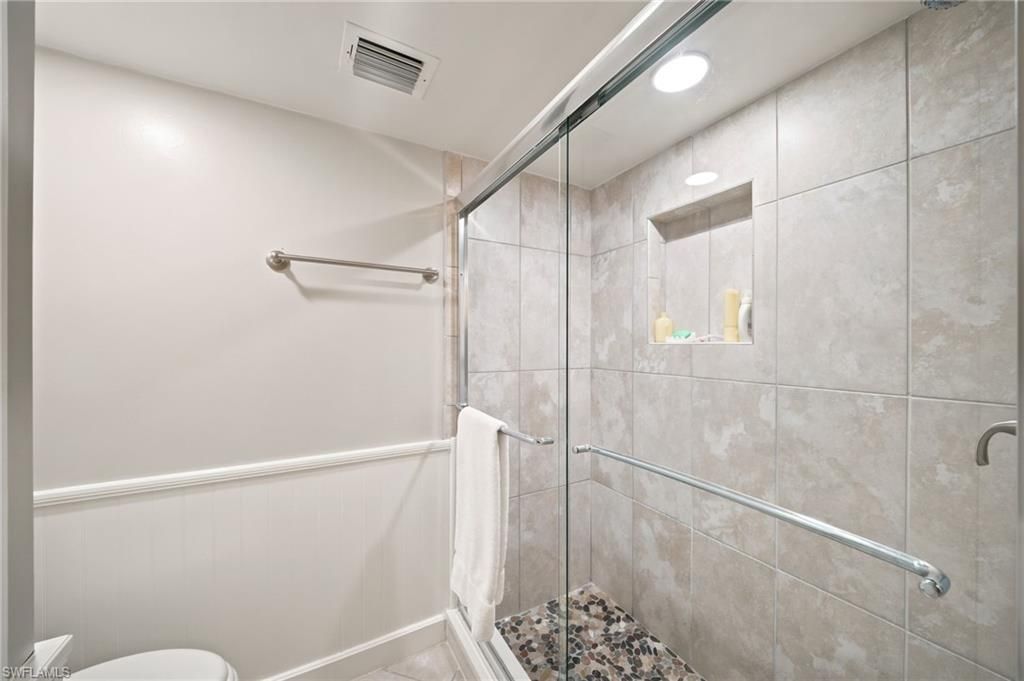 666 3rd St S, Unit 304, Naples, FL 34102 Photo