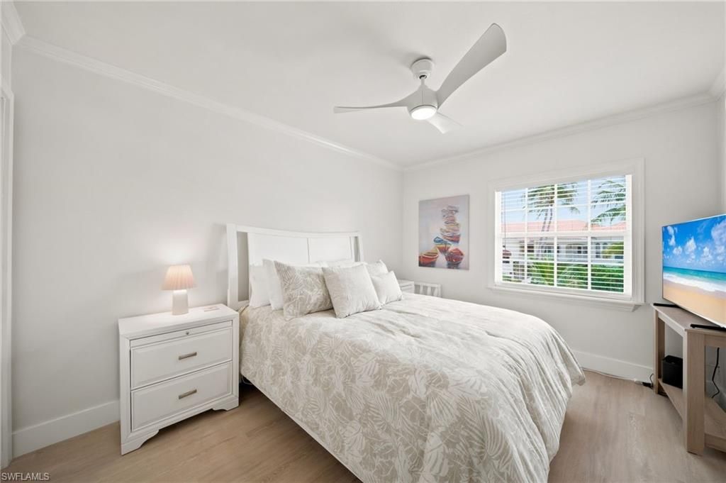 666 3rd St S, Unit 304, Naples, FL 34102 Photo