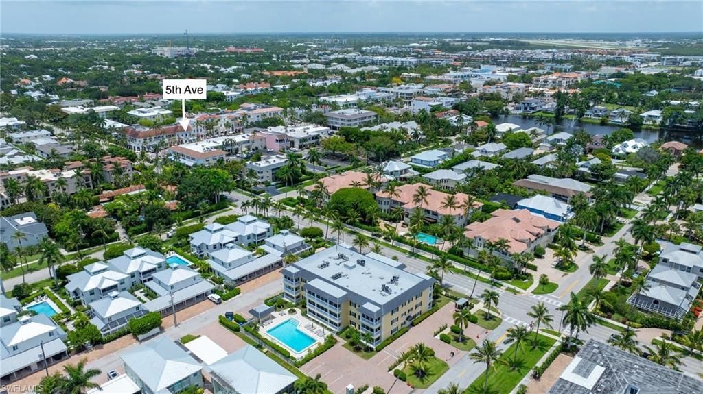 666 3rd St S, Unit 304, Naples, FL 34102 Photo
