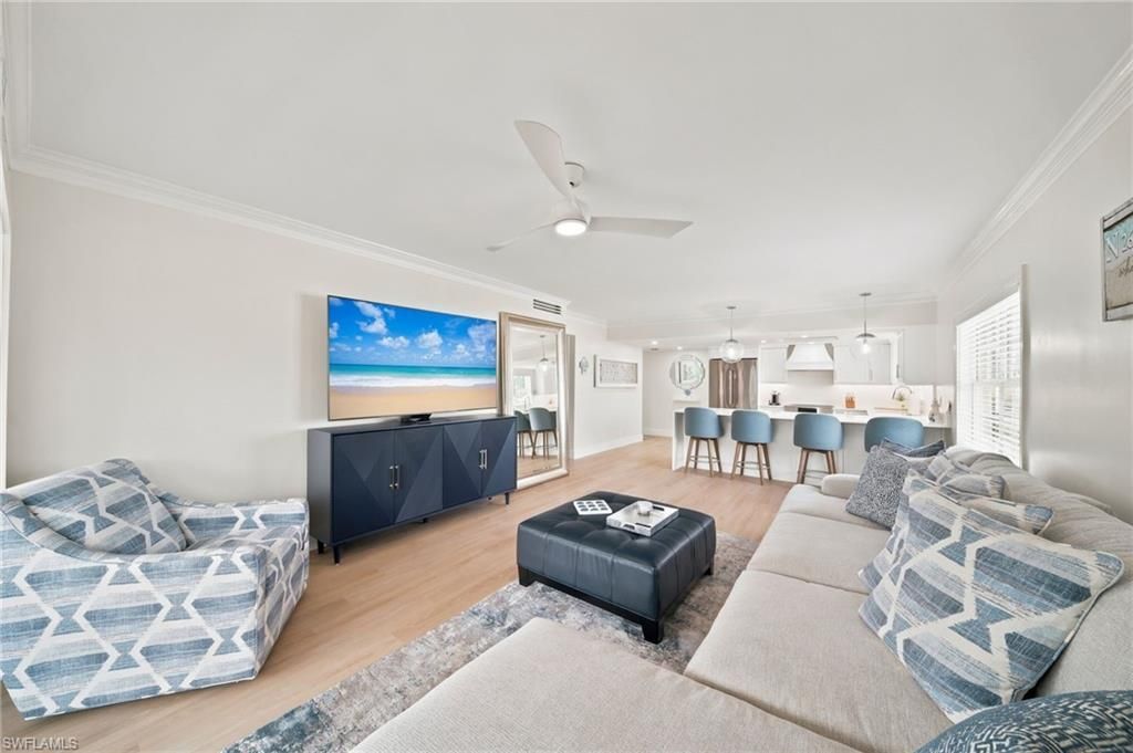 666 3rd St S, Unit 304, Naples, FL 34102 Photo