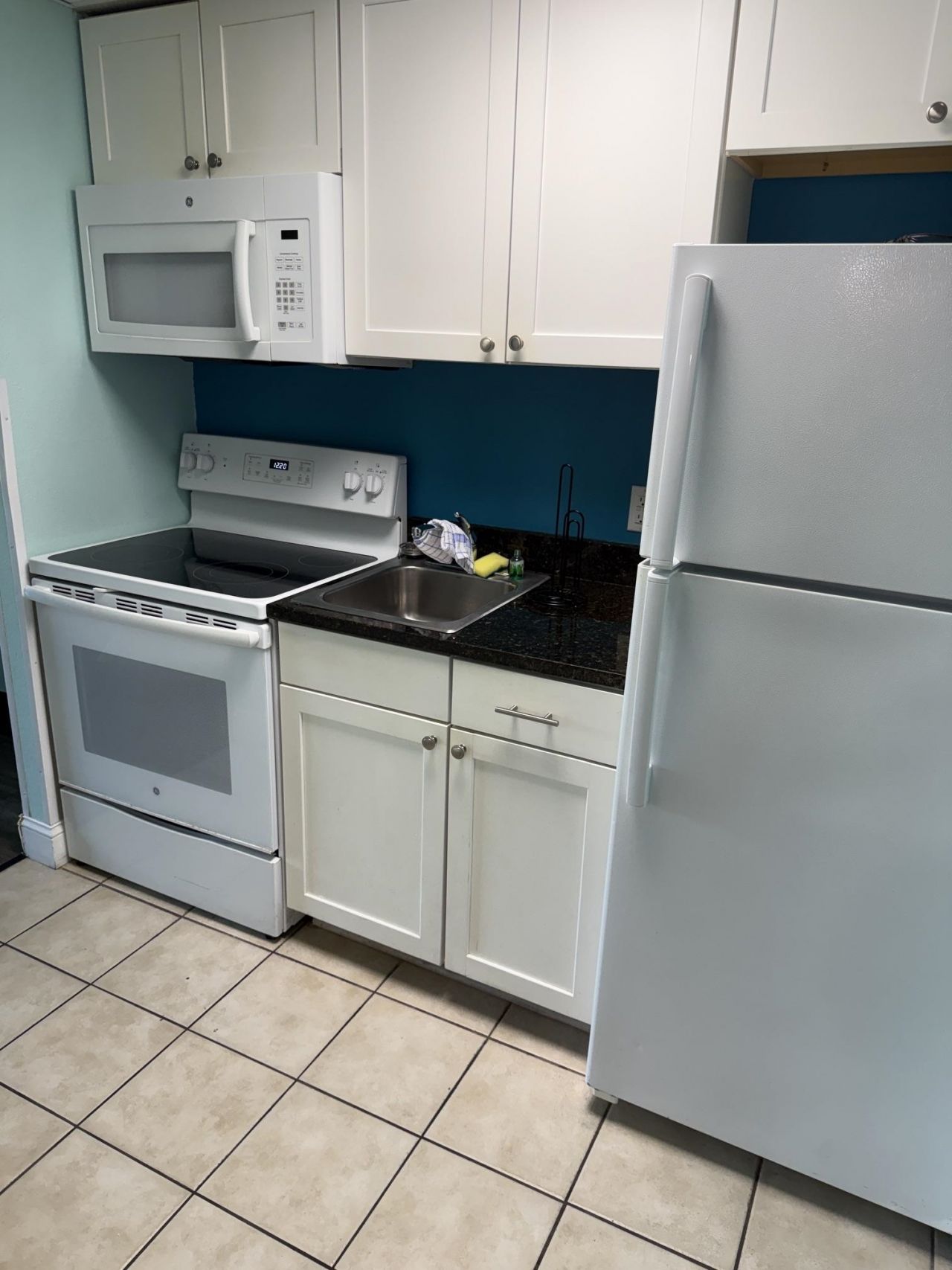 6900 Ocean Blvd. N Photo 3
