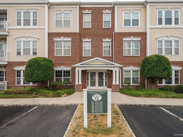 1525 Finch Lane, Unit 1525, Central Islip, NY 11722