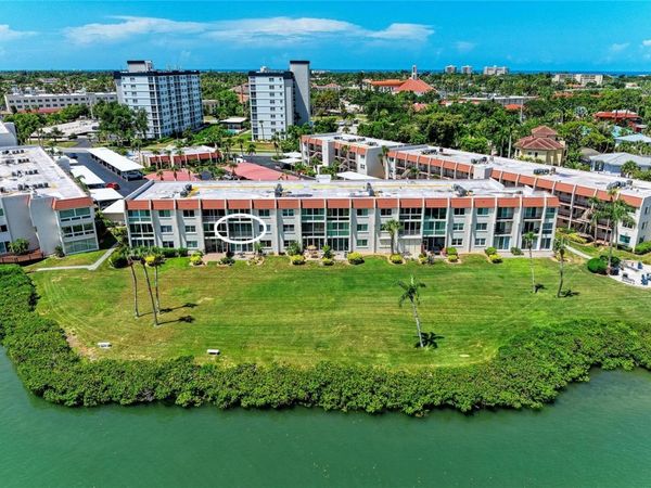 250 SANTA MARIA STREET , Unit 219, VENICE, FL 34285