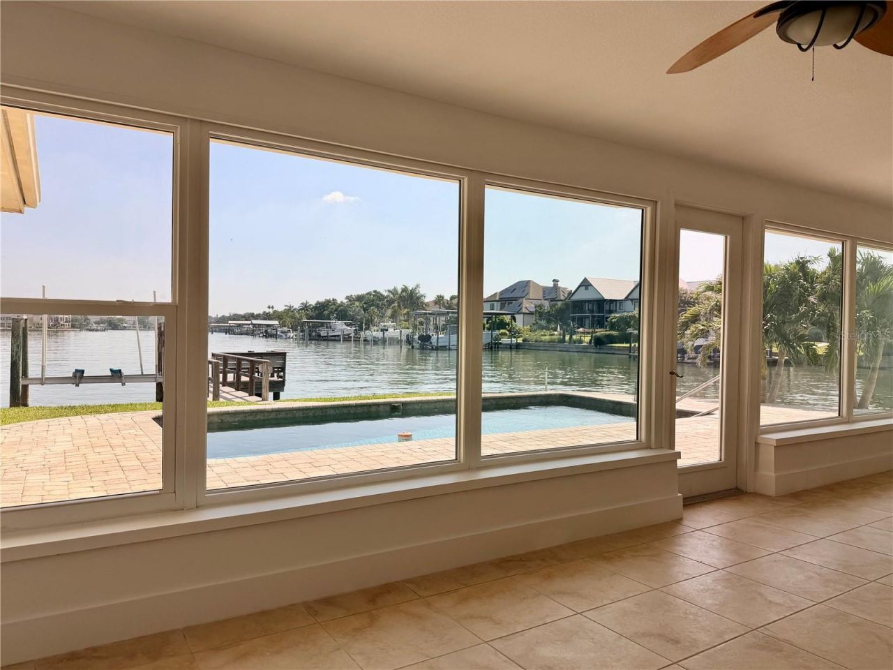 902 Oakwood Drive, Largo, FL 33770 Photo