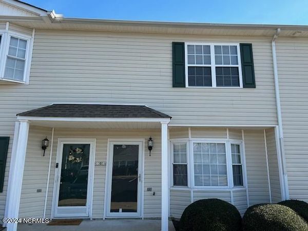 2385 Vineyard Drive , Unit I4, Winterville, NC 28590