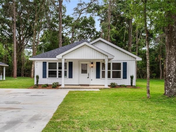 231 Viola Avenue , Saraland, AL 36571