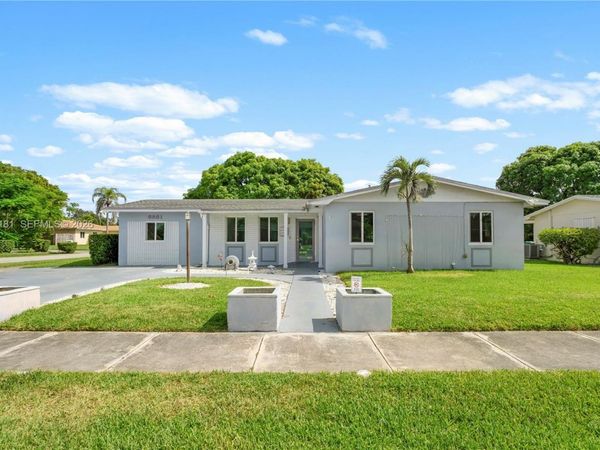 8981 SW 127th Ter , Miami, FL 33176