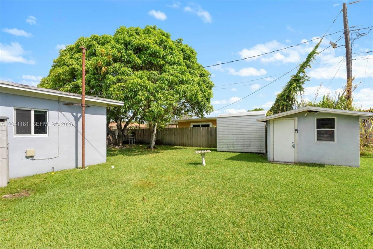 8981 SW 127th Ter, Miami, FL 33176 Photo