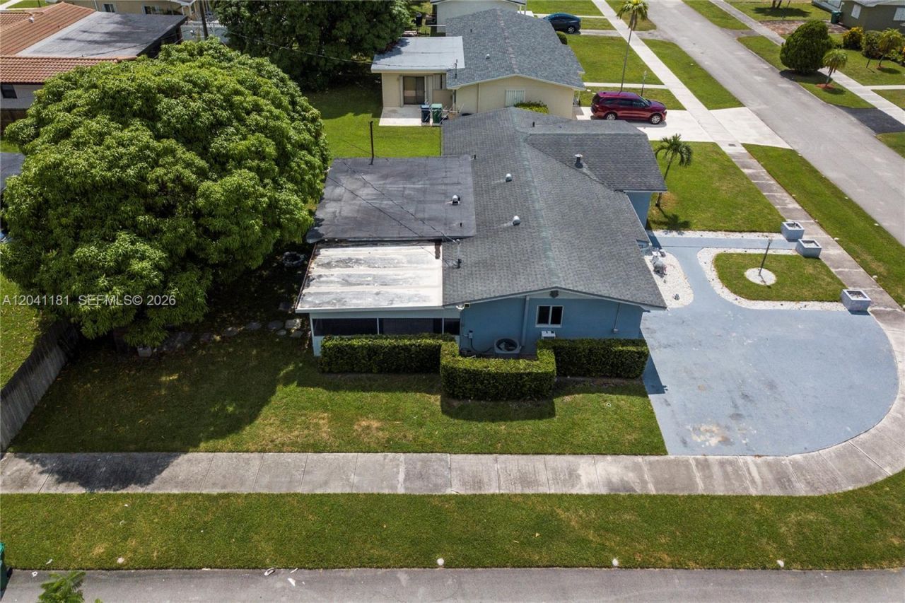 8981 SW 127th Ter, Miami, FL 33176 Photo