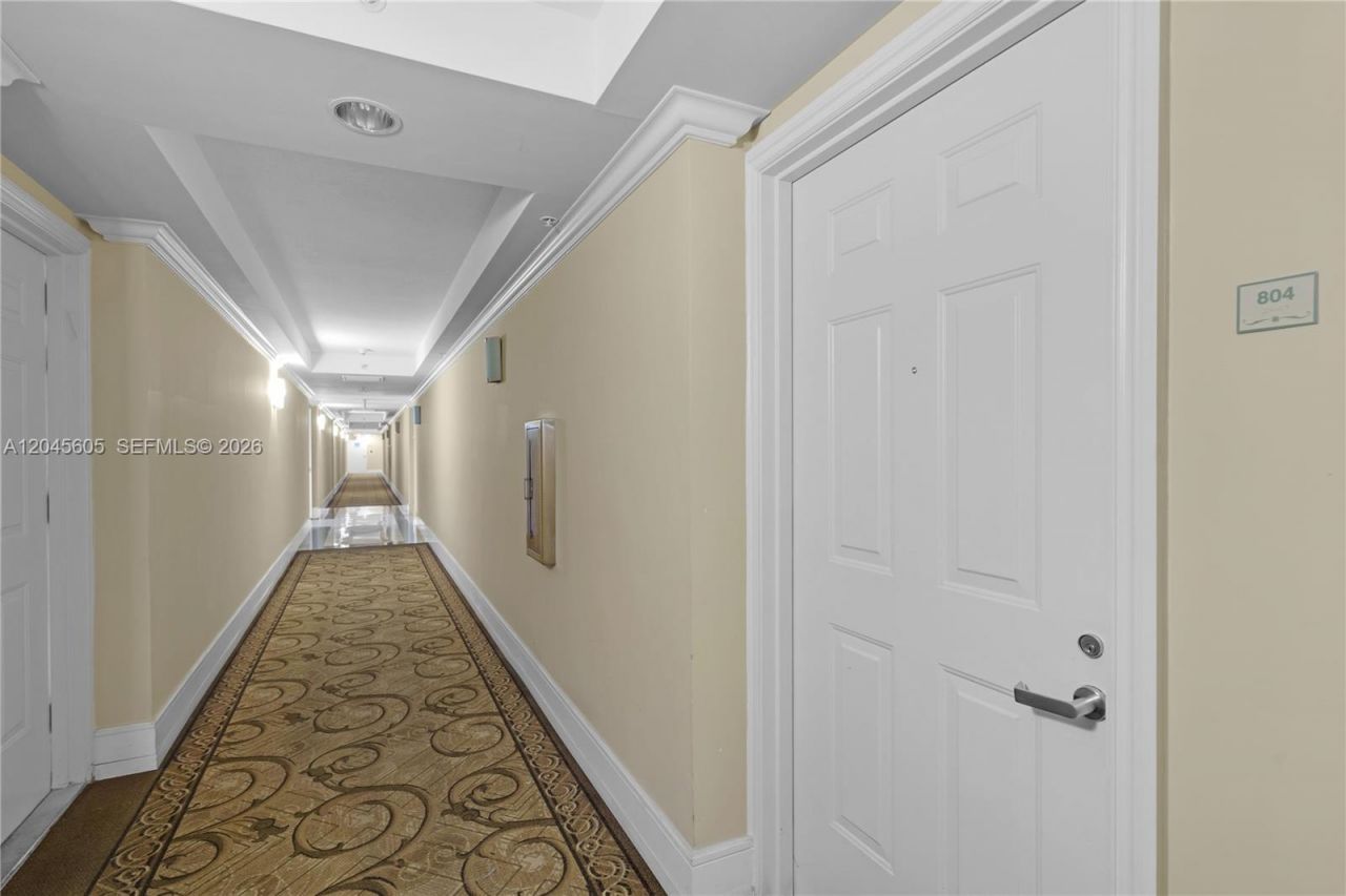 3232 SW 22nd Ter , Unit 804, Miami, FL 33145 Photo