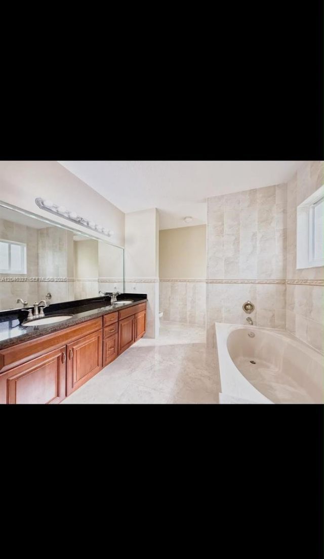 449 SE 31st Ave, Homestead, FL 33033 Photo