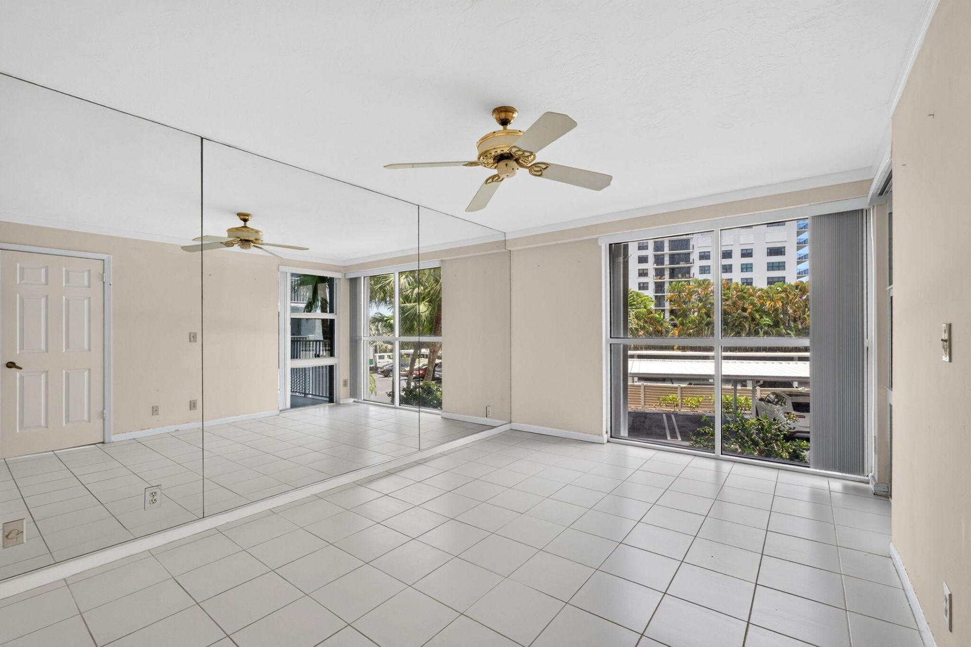 3901 S Flagler Drive, Unit 204, West Palm Beach, FL 33405 Photo