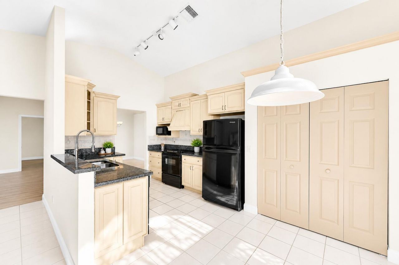 9581 Tavernier Drive, Boca Raton, FL 33496 Photo