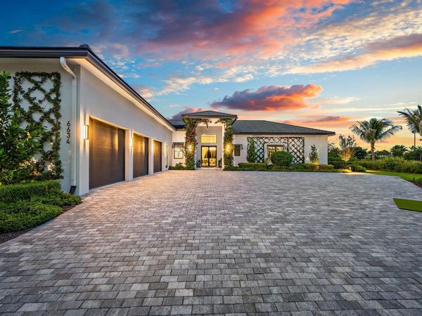 6634 Audubon Trace W, West Palm Beach, FL 33412