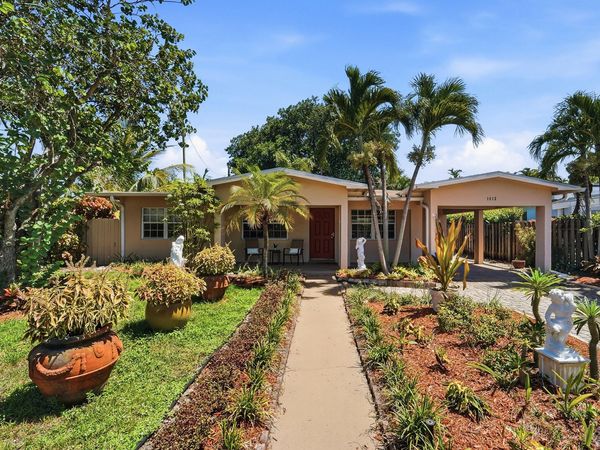 1412 NE 14th Place, Fort Lauderdale, FL 33304