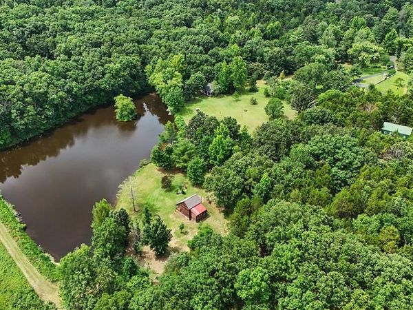 6948 Highway CC, Leslie, MO 63056