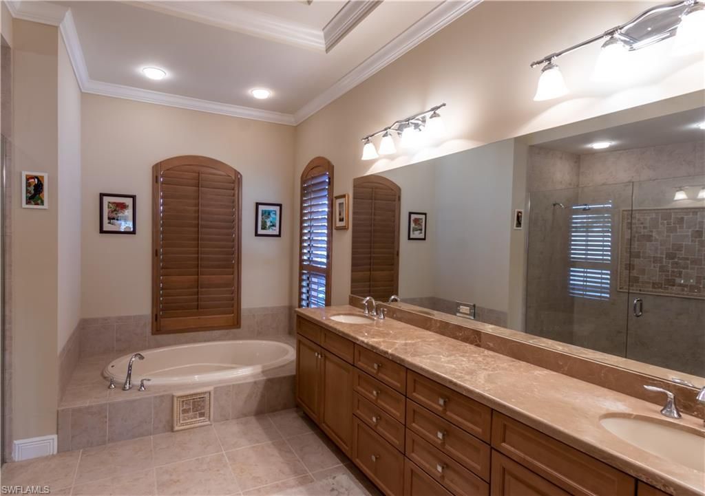 447 Avalon Dr, Cape Coral, FL 33904 Photo