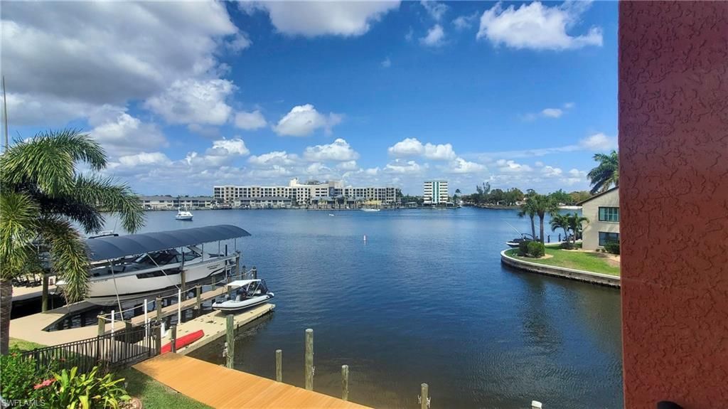 447 Avalon Dr, Cape Coral, FL 33904 Photo