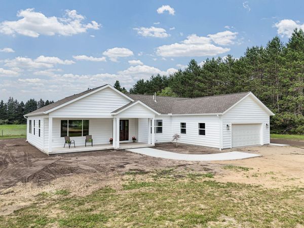 7852 W Nestel Road, Houghton Lake, MI 48629