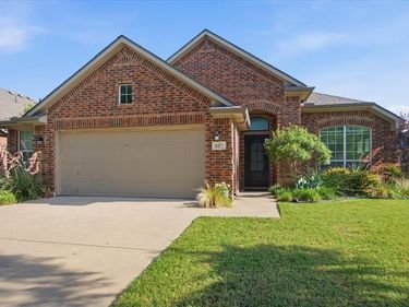 617 Catalpa Road, Fort Worth, TX 76131