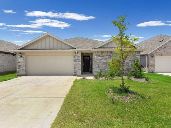 220 Sugarlands Drive, Greenville, TX 75402