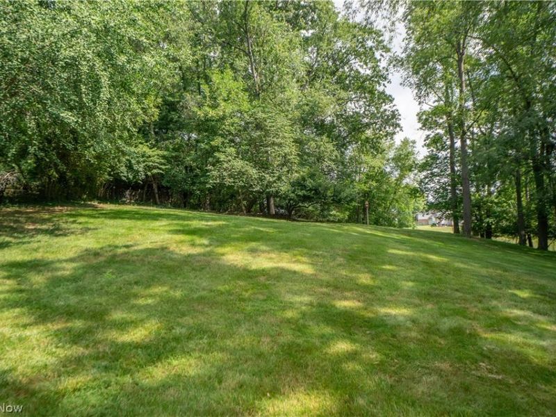 511 Bachtel Street SE, North Canton, OH 44720 Photo 30
