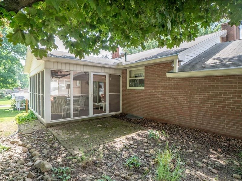 511 Bachtel Street SE, North Canton, OH 44720 Photo 32