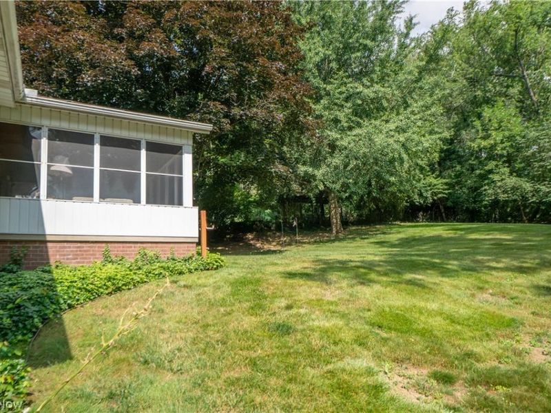 511 Bachtel Street SE, North Canton, OH 44720 Photo 34