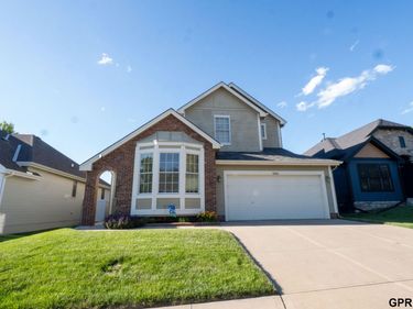 18884 Mason Plaza, Omaha, NE 68022
