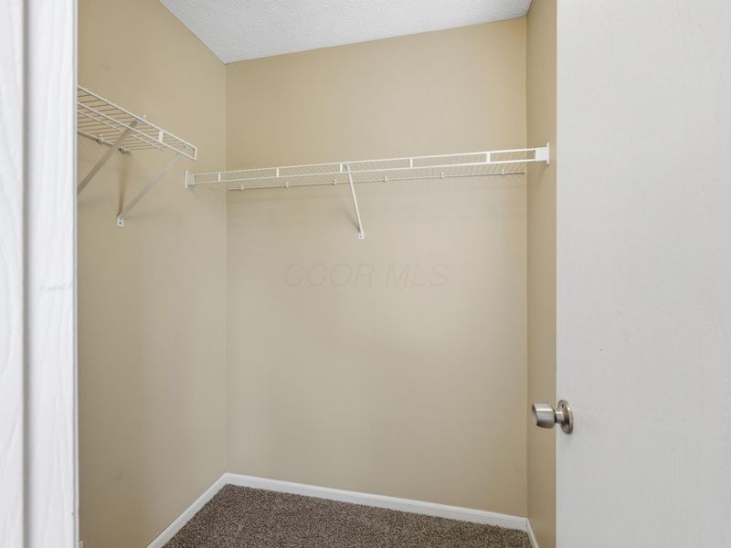 4700 Trabue Woods Court, Columbus, OH 43228 Photo 15