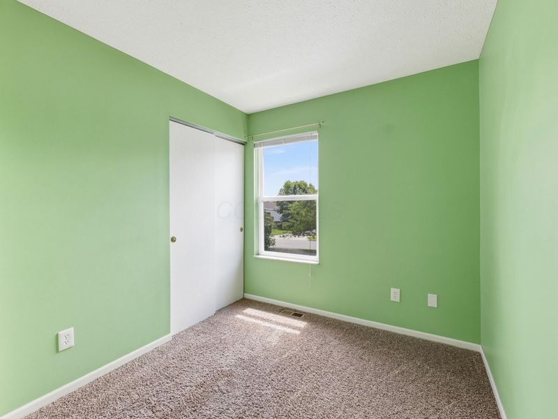 4700 Trabue Woods Court, Columbus, OH 43228 Photo 17