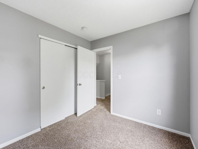 4700 Trabue Woods Court, Columbus, OH 43228 Photo 19