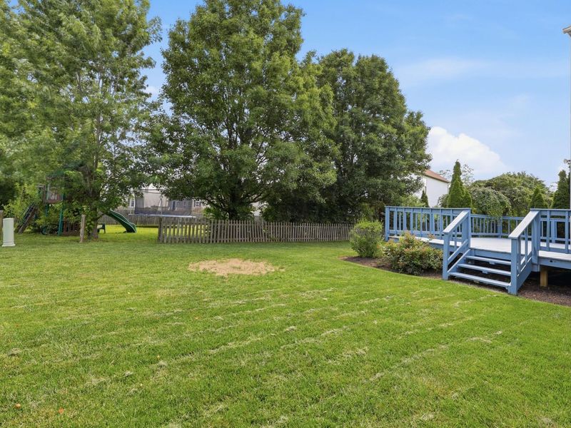 4700 Trabue Woods Court, Columbus, OH 43228 Photo 21