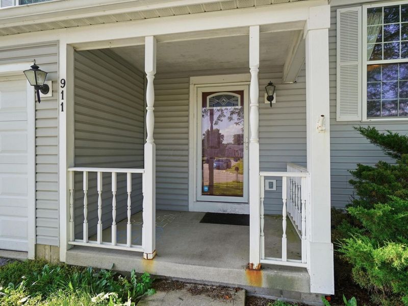 911 Robmeyer Drive , Columbus, OH 43207 Photo 3
