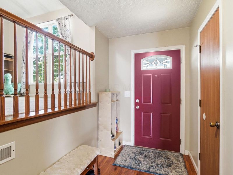 911 Robmeyer Drive , Columbus, OH 43207 Photo 4