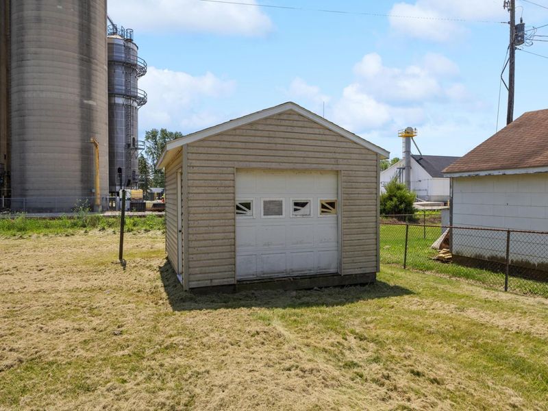 155 W Union Street, New Bloomington, OH 43341 Photo 17
