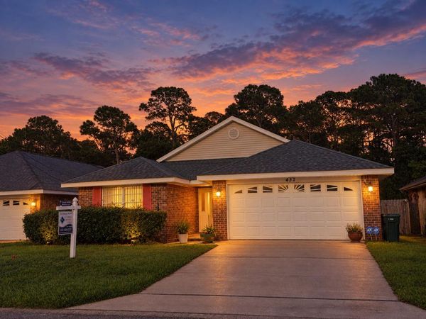 432 Pristine Water Lane, Mary Esther, FL 32569