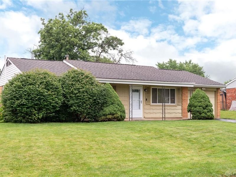 1367 Sheridan Court, Troy, OH 45373 Photo 2