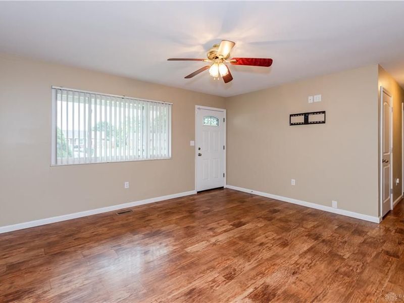 1367 Sheridan Court, Troy, OH 45373 Photo 6