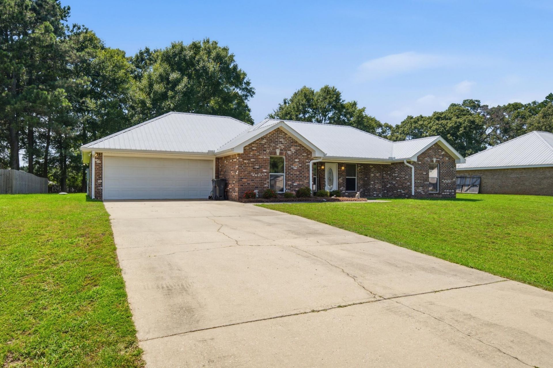 56 Nicolaus Dr., Hattiesburg, MS 39402 Main Photo