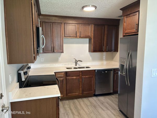 421 7TH Street N, Jacksonville Beach, FL 32250