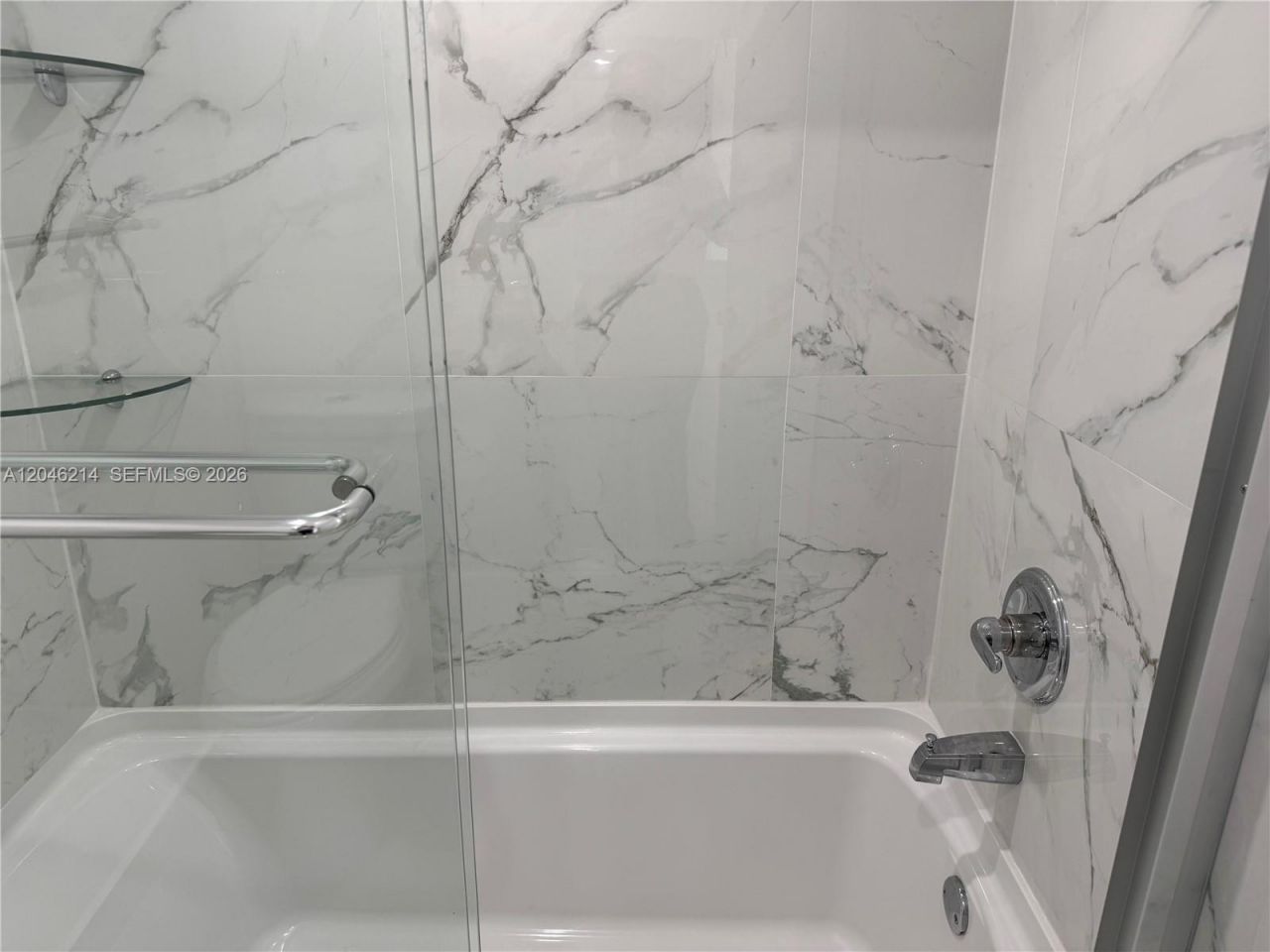 8695 NW 6th Ln , Unit 2-105, Miami, FL 33126 Photo