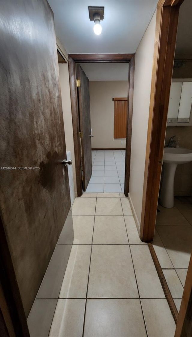 8188 NW 98th Lane, Unit 122, Hialeah Gardens, FL 33016 Photo