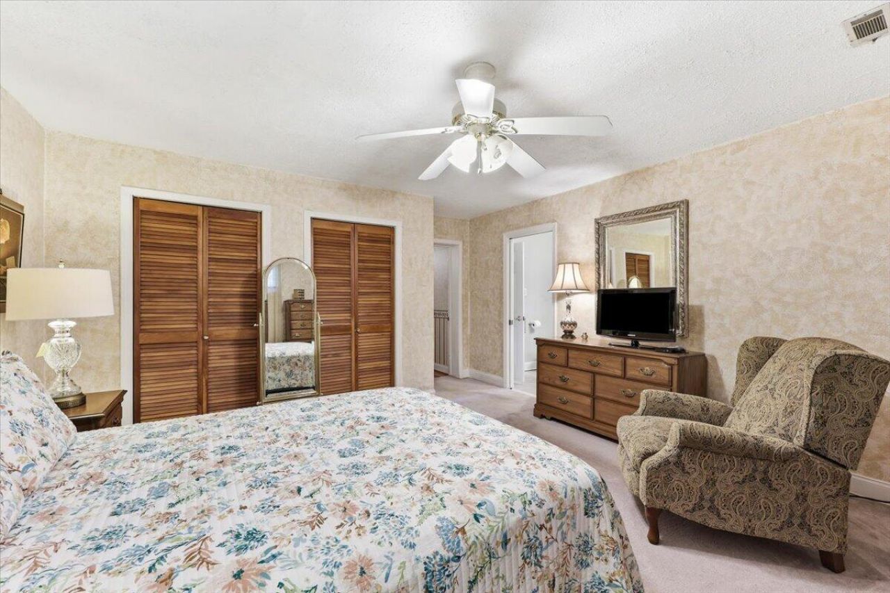 1022 Lepley Road Photo 22